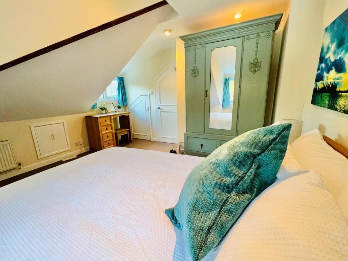 Dapps Hill Haven - Between Bristol And Bath, Both 9 Mins By Train! Keynsham Exteriér fotografie